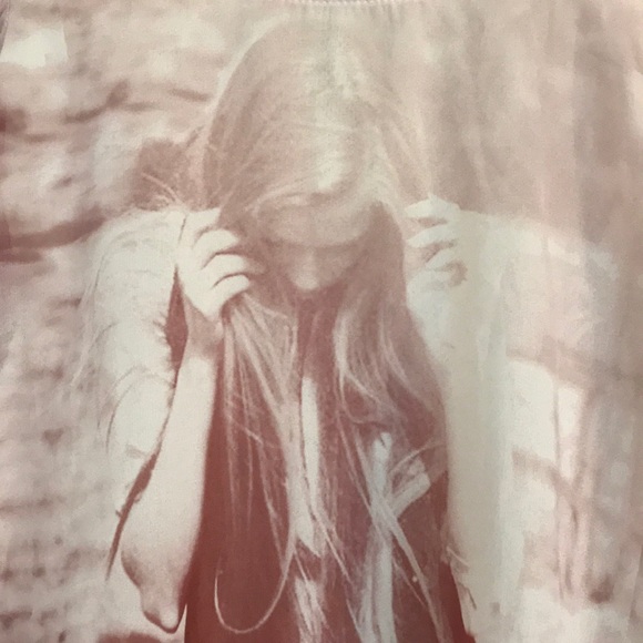 Women’s sheer graphic tank. Size Medium - Picture 2 of 5